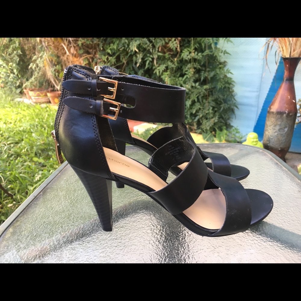 Liz Claiborne black shoes
